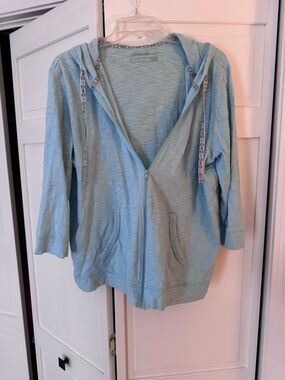 Eddie Bauer Seafoam Green Lightweight Crewneck Top